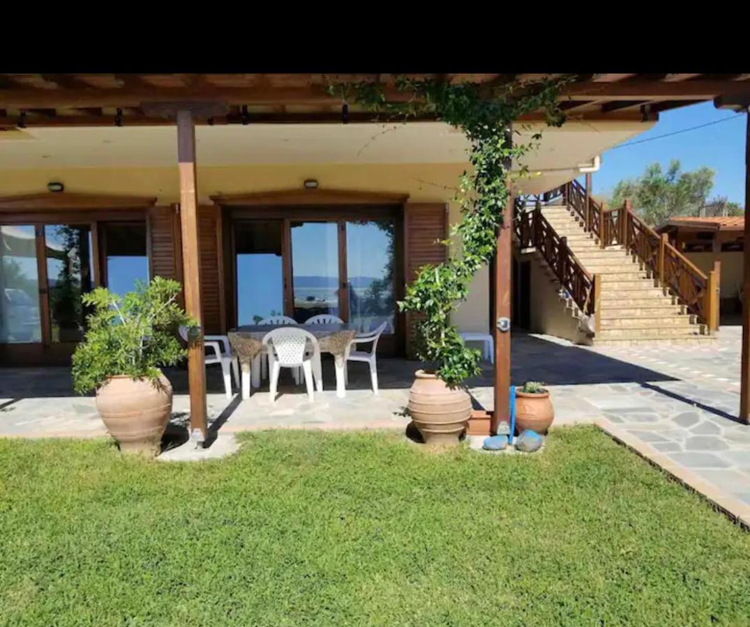Villa Calypso Ierissós Exterior foto