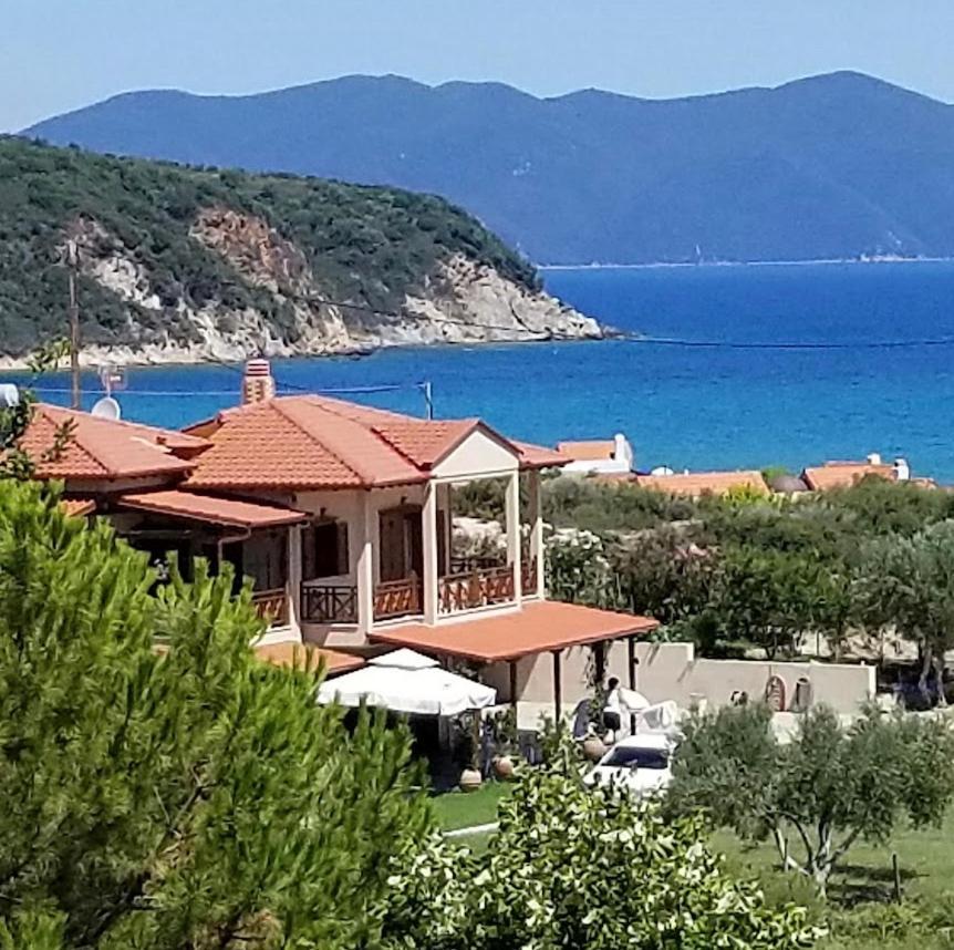 Villa Calypso Ierissós Exterior foto
